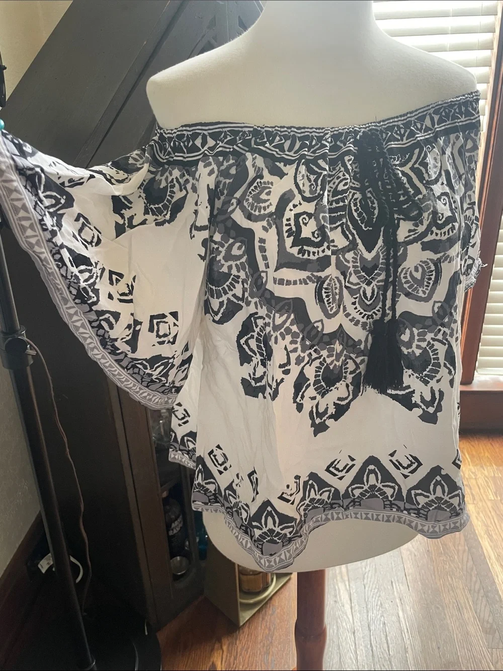 Flying Tomato Off-Shoulder Boho Blouse - Picture 1 of 3
